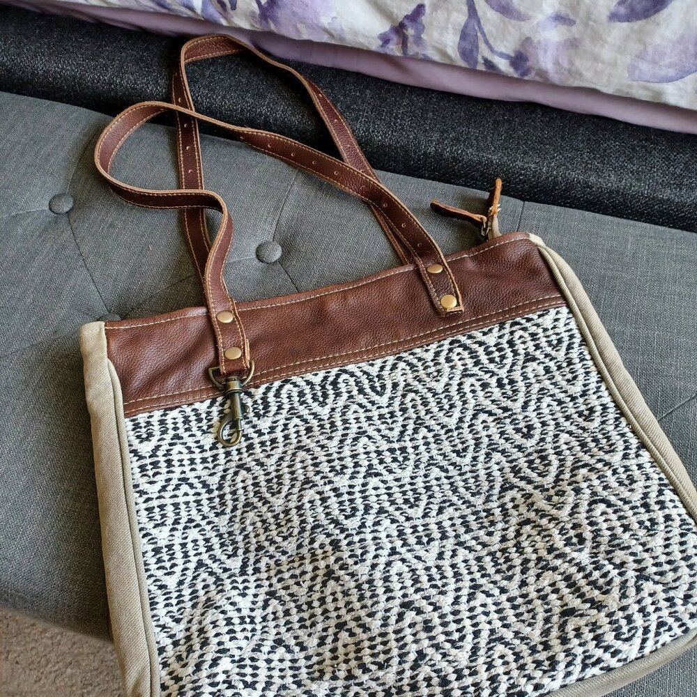 Myra Purse